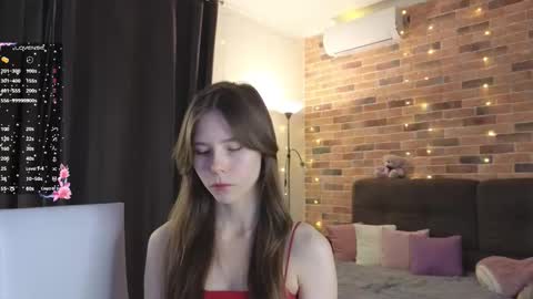 Snapshot of deyvessa chatting on 3, 11, 2025 Kira online show from 3, 11, 2025