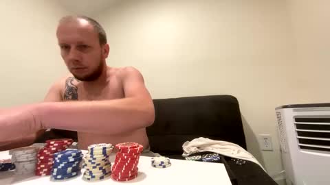 deznuts130 online show from 18, 12, 2024