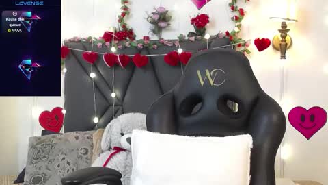 Snapshot of dharanisnisha chatting on 20, 2, 2026 dharanisnisha online show from 20, 2, 2026