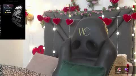 Snapshot of dharanisnisha chatting on 3, 3, 2026 dharanisnisha online show from 3, 3, 2026