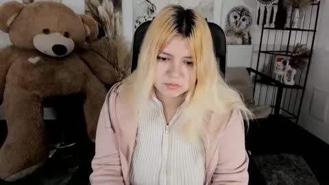 Snapshot of diaangell chatting on 18, 1, 2026 Dia online show from 18, 1, 2026