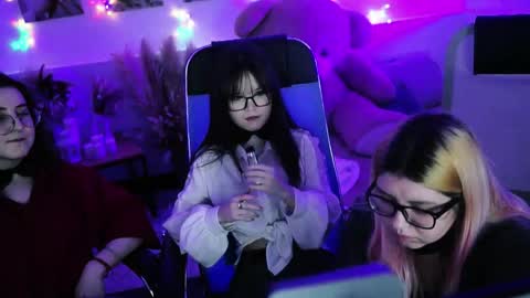 Snapshot of diaangell chatting on 1, 3, 2026 Dia online show from 1, 3, 2026