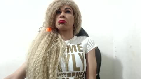 Snapshot of diabla_sexy22cm chatting on 24, 10, 2025 diabla_sexy22cm online show from 24, 10, 2025