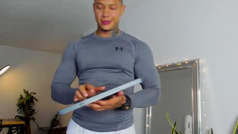 Snapshot of diagostone chatting on 17, 12, 2024 Diego online show from 17, 12, 2024