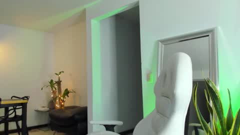 Snapshot of diagostone chatting on 14, 2, 2025 Diego online show from 14, 2, 2025