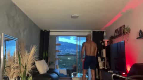 Snapshot of diagostone chatting on 15, 9, 2025 Diego online show from 15, 9, 2025