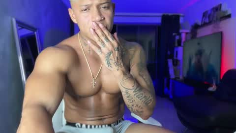 Snapshot of diagostone chatting on 23, 10, 2025 Diego online show from 23, 10, 2025