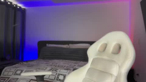 Snapshot of diagostone chatting on 23, 10, 2025 Diego online show from 23, 10, 2025