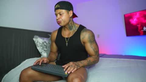 Snapshot of diagostone chatting on 24, 11, 2025 Diego online show from 24, 11, 2025