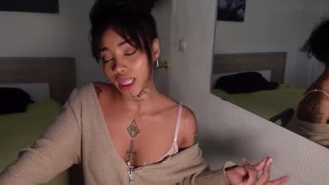 Melissa My schedule 10pm time Colombia online show from 24, 11, 2025