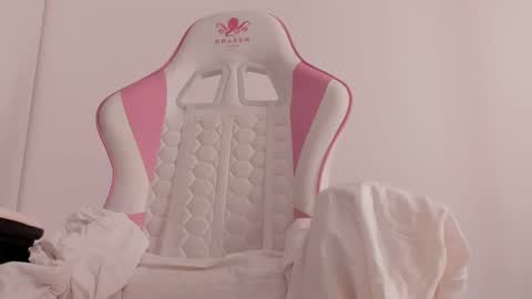 Snapshot of diamond_ava_ chatting on 23, 1, 2025 Thea online show from 23, 1, 2025