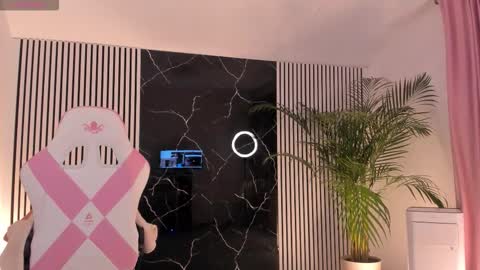 Thea online show from 20, 10, 2025