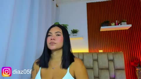 Snapshot of diamond_canela chatting on 2, 6, 2026 diamond_canela online show from 2, 6, 2026