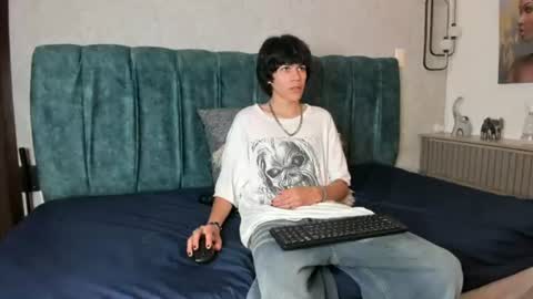 Snapshot of diamond_twink chatting on 12, 6, 2026 diamond_twink online show from 12, 6, 2026
