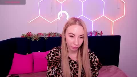 Diana  online show from 12, 1, 2025