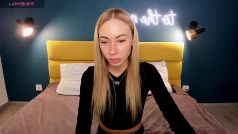 Diana  online show from 18, 1, 2025