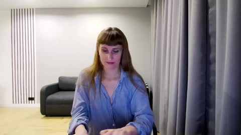 Snapshot of diana_meridor chatting on 4, 2, 2025 diana_meridor online show from 4, 2, 2025