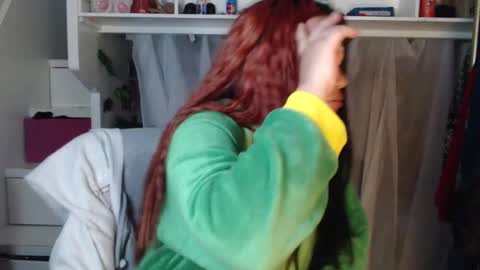 Snapshot of diana_smit_ chatting on 5, 12, 2024 diana online show from 5, 12, 2024