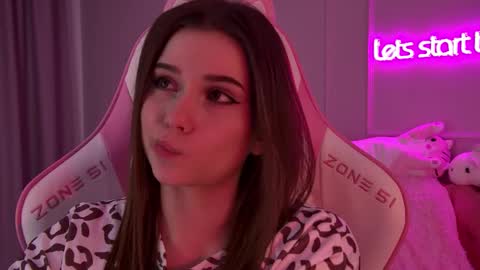 Diana online show from 18, 2, 2025