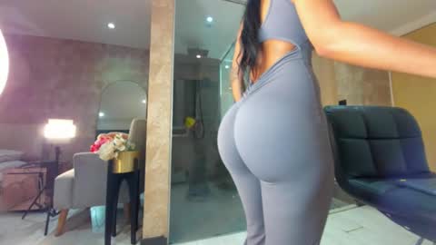 dianac1998 online show from 29, 1, 2025