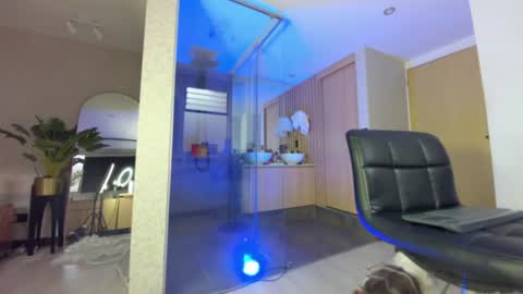 dianac1998 online show from 13, 9, 2025