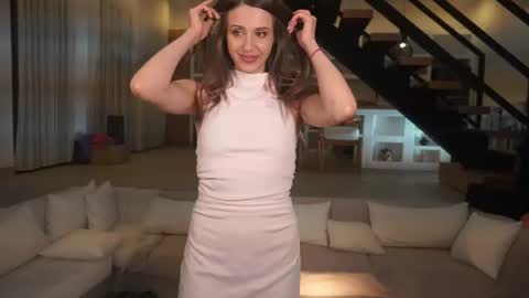 dianastar18 online show from 3, 7, 2026