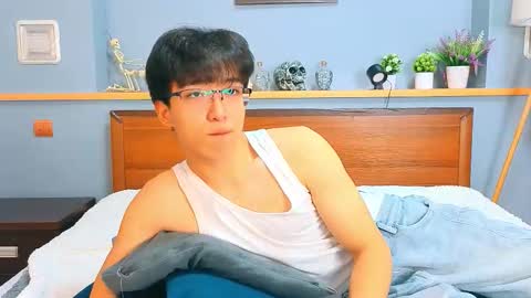 Adam online show from 8, 2, 2026