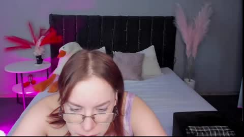 Snapshot of dianne_davis chatting on 4, 3, 2025 Dianne online show from 4, 3, 2025