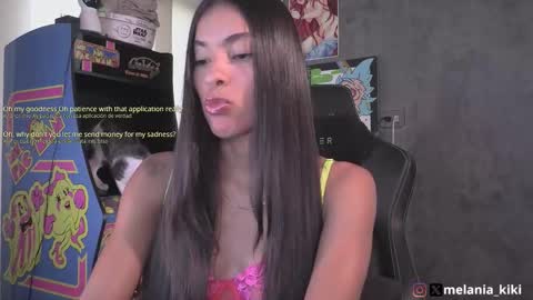 Snapshot of dianne_nanatzu chatting on 8, 10, 2025 Melania - online show from 8, 10, 2025