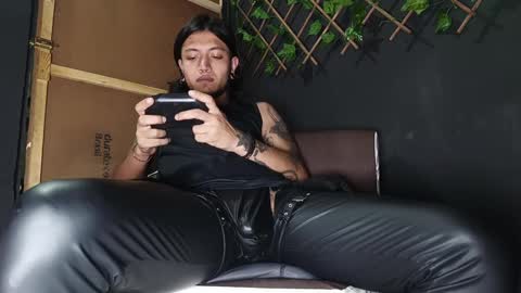 DICAPRIO online show from 24, 9, 2025