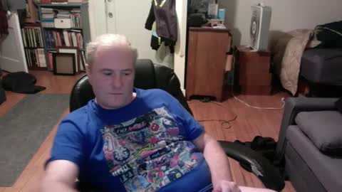 Snapshot of dickflasher5 chatting on 10, 12, 2024 Richard Fleischer online show from 10, 12, 2024