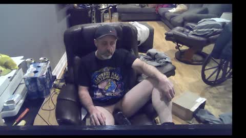 dickrb1984 online show from 17, 2, 2025