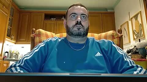 Snapshot of dicktracy_86 chatting on 29, 10, 2025 DANI online show from 29, 10, 2025