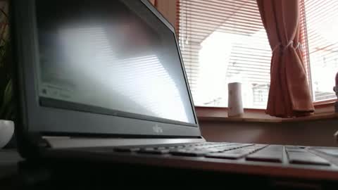 squirtcock online show from 10, 4, 2026