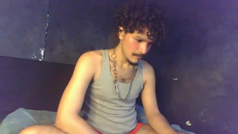 Snapshot of diemond_latinx98 chatting on 18, 4, 2026 diemond_latinx98 online show from 18, 4, 2026