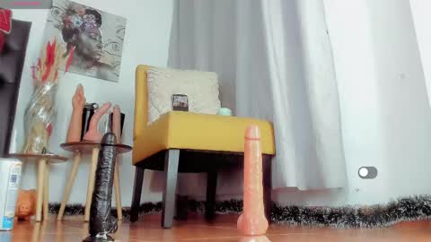 Snapshot of difiortiffany chatting on 18, 5, 2026 difiortiffany online show from 18, 5, 2026