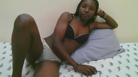 Snapshot of dijahot chatting on 28, 9, 2025 Dijah online show from 28, 9, 2025