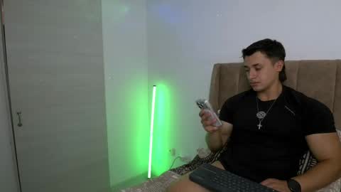 Snapshot of dilan_coy chatting on 22, 4, 2026 Dilan Coy online show from 22, 4, 2026