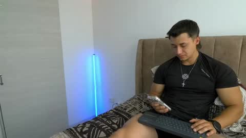 Snapshot of dilan_coy chatting on 12, 5, 2026 Dilan Coy online show from 12, 5, 2026