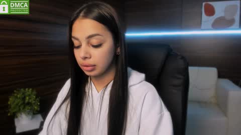 Dilyanude in pvt online show from 30, 12, 2024