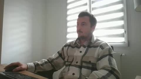 Snapshot of dim623 chatting on 30, 9, 2025 dim623 online show from 30, 9, 2025