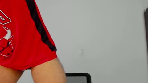 dimitricaruso online show from 10, 2, 2025