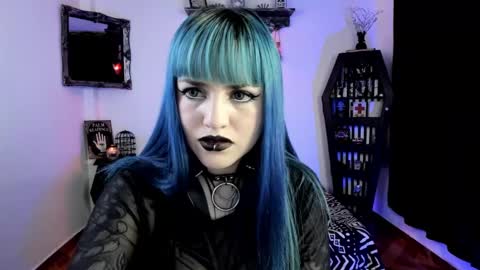 Snapshot of dimmuanddarkness chatting on 8, 10, 2025 dimmuanddarkness online show from 8, 10, 2025