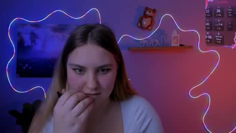 dina_bloom online show from 5, 3, 2026