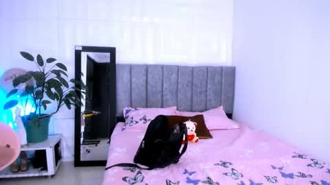 DINA online show from 26, 9, 2025