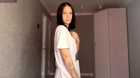 Amelia online show from 6, 4, 2026