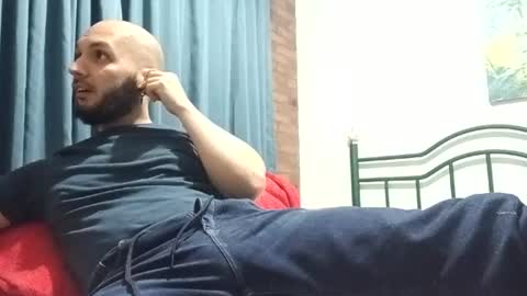 Snapshot of dinchtcams chatting on 6, 7, 2026 Dincht online show from 6, 7, 2026