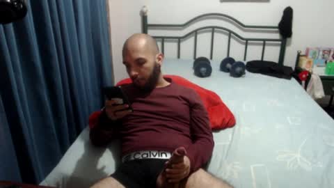 Snapshot of dinchtcams chatting on 28, 7, 2026 Dincht online show from 28, 7, 2026