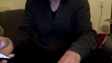 dinnerout1111 online show from 3, 3, 2025