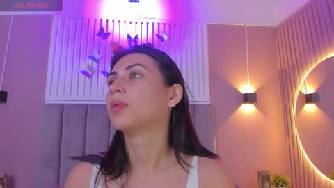 Cristal  online show from 22, 1, 2025